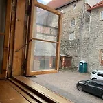 Appartement Medieval Unit With Sauna