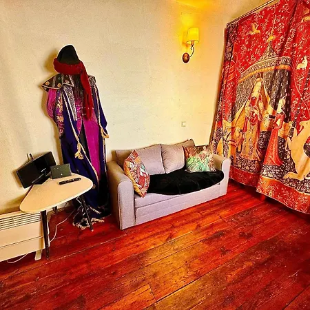 Medieval Unit With Sauna Appartement